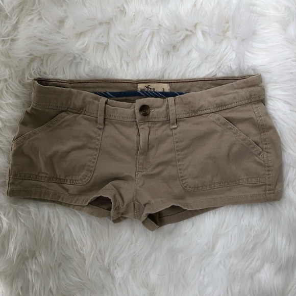 Hollister Co. Tan Khaki Chino Shorts - Picture 2 of 4